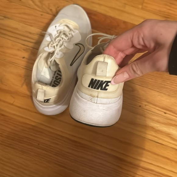 Nike Ace Summerlite Women's Golf Shoes	
Size 9.5 - Picture 6 of 7